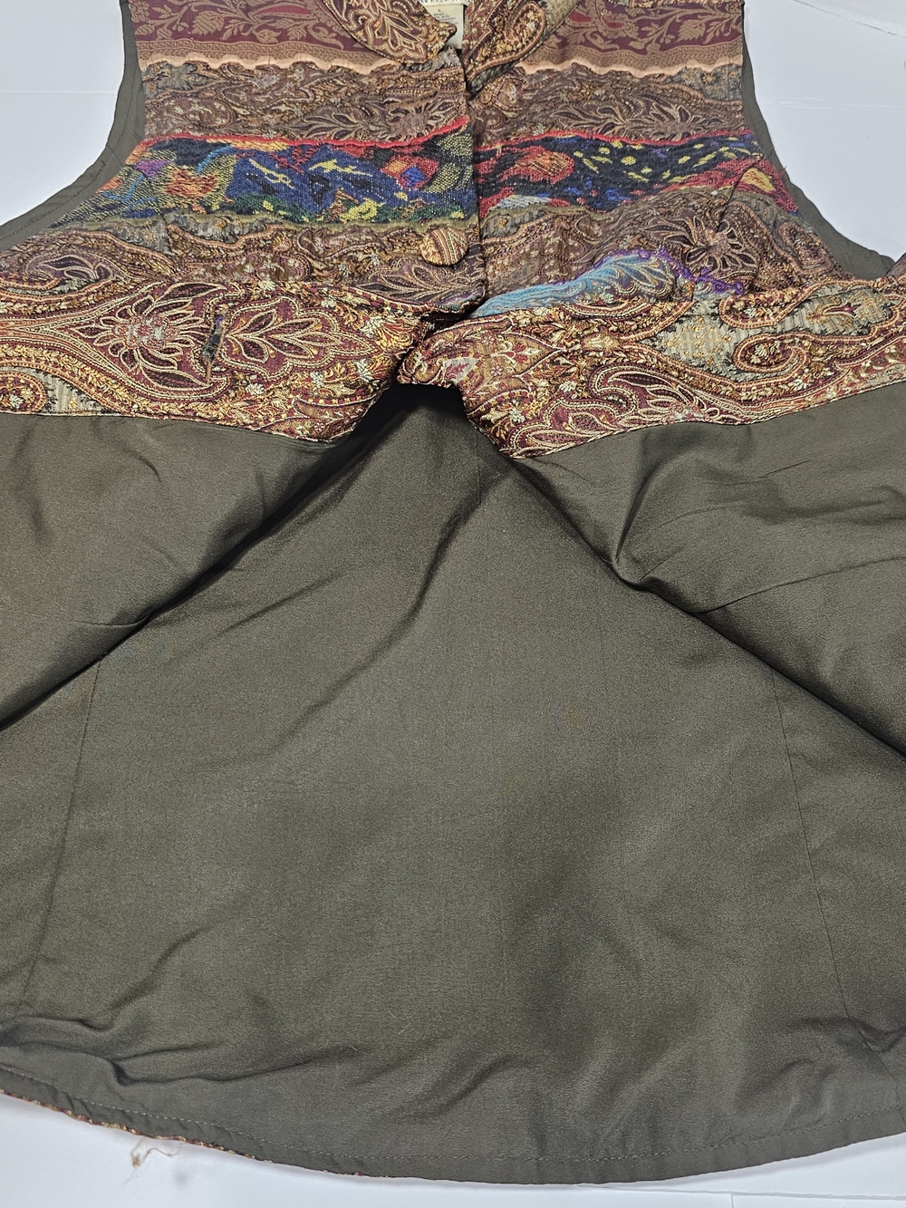 Vintage TravelSmith Women's Silk Blend Vest Sz L Brocade Paisley Patchwork Boho - Picture 11 of 12